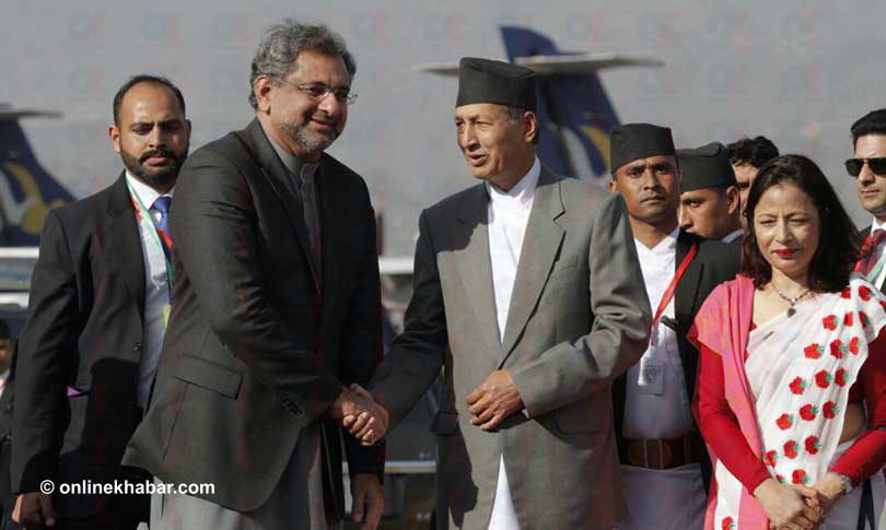 पाकिस्तानी प्रधानमन्त्री अब्बासी काठमाडौंमा
