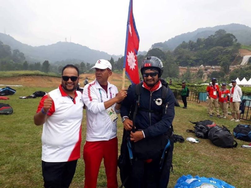 प्याराग्लाईडिङमा नेपालले इतिहास रच्यो,एशियाडमा जित्यो रजत