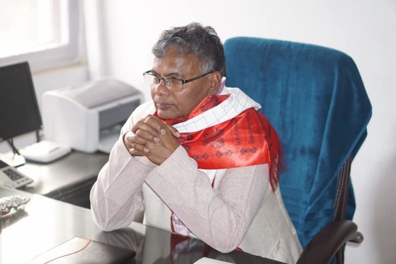 आयल निगमको जग्गा फुकुवाका लागि मन्त्री यादवको आग्रह