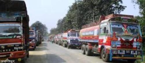 पेट्रोलियम पदार्थ ढुवानी गर्ने चालकहरु आन्दोलनमा उत्रिने